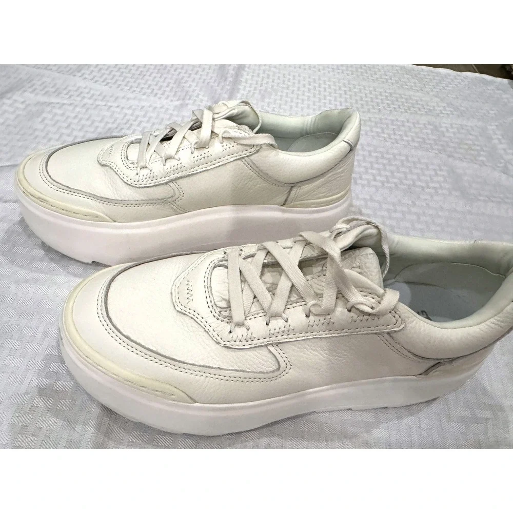 UGG Women's Platform Sneakers Cream Leather Chunky Lace Up Casual Shoes‎ Size 9
